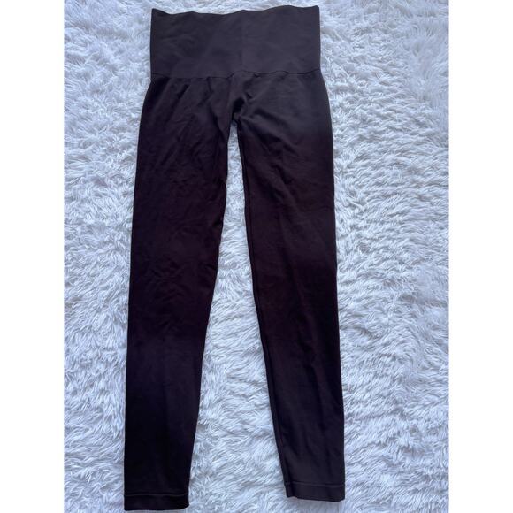 Soma women's sz. M Brown soft crop legging pants. Versatile pair. Comfortable - Picture 5 of 7